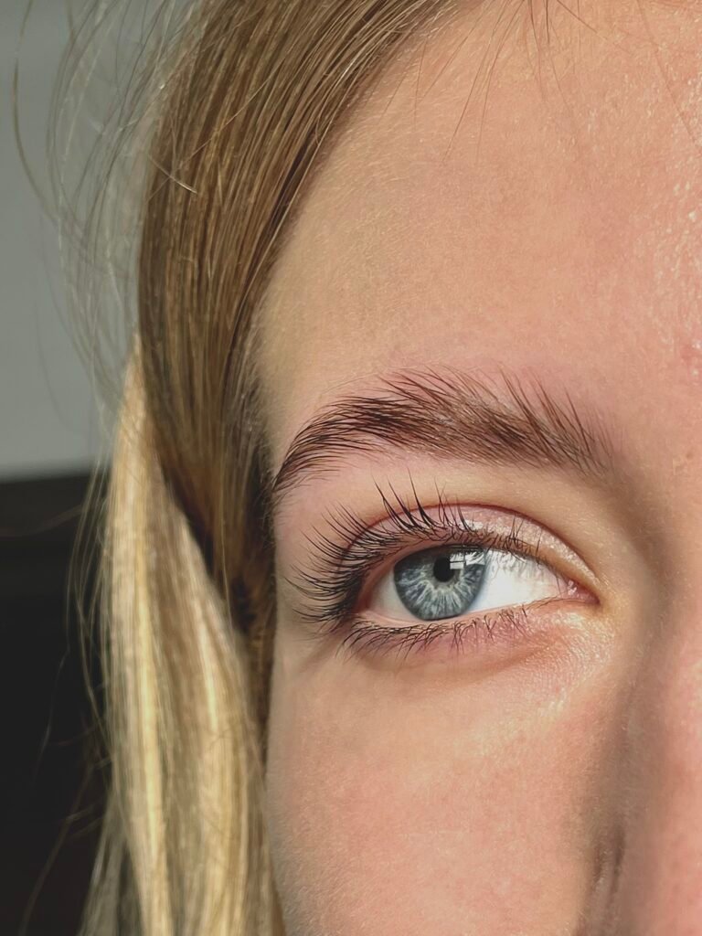 Natural brow lamination in Tampa with defined shape